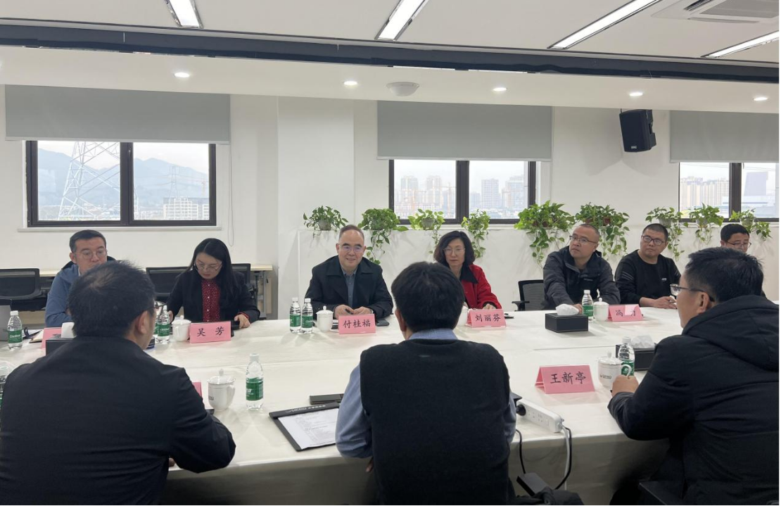 中澳煤層氣付總帶隊(duì)赴萬普隆調(diào)研 中澳煤層氣付總帶隊(duì)赴萬普隆調(diào)研