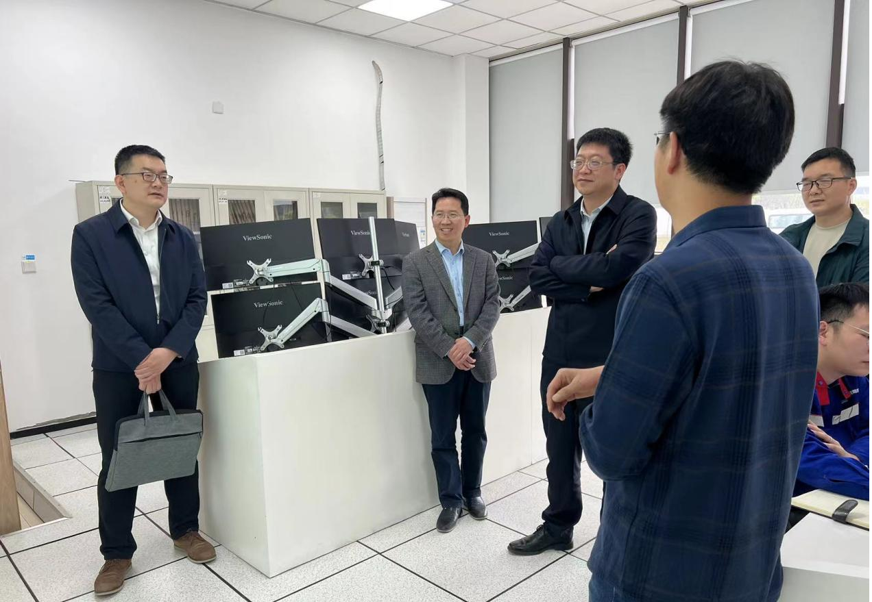 中石油勘探開發(fā)研究院蒞臨萬普隆考察調(diào)研 中石油勘探開發(fā)研究院蒞臨萬普隆考察調(diào)研