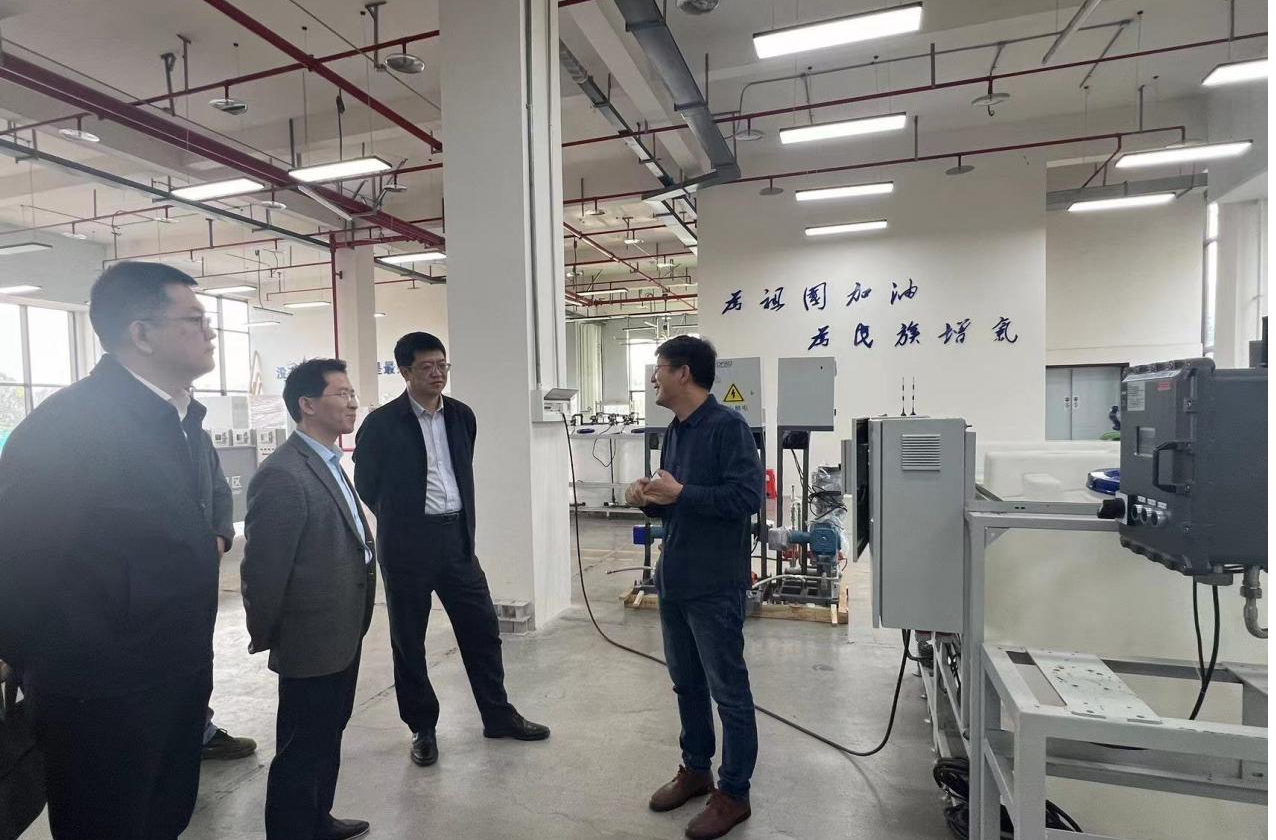 中石油勘探開發(fā)研究院蒞臨萬普隆考察調(diào)研 中石油勘探開發(fā)研究院蒞臨萬普隆考察調(diào)研