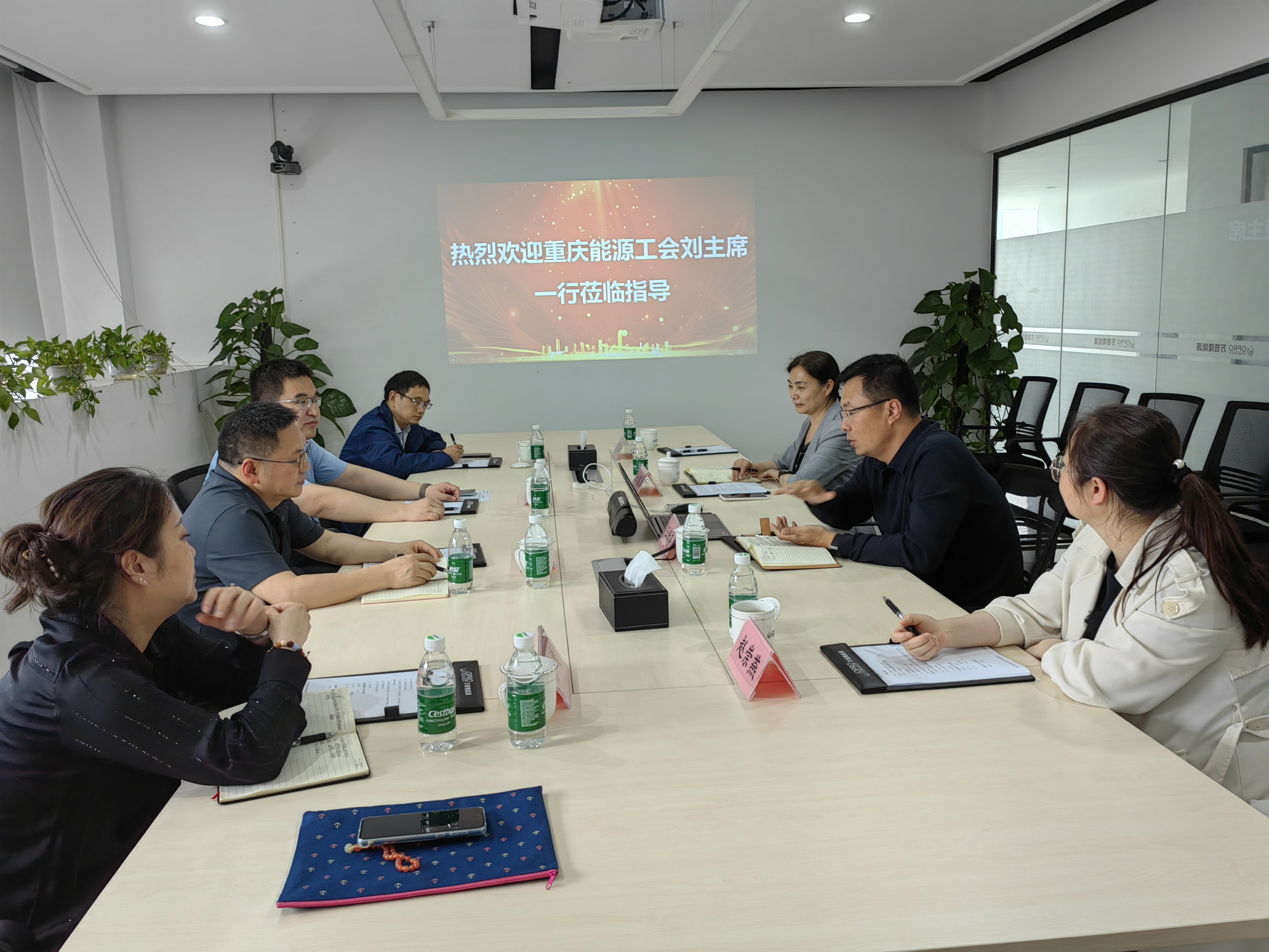 重慶能源工會劉主席一行調(diào)研萬普隆能源科技產(chǎn)業(yè)園 重慶能源工會劉主席一行調(diào)研萬普隆能源科技產(chǎn)業(yè)園