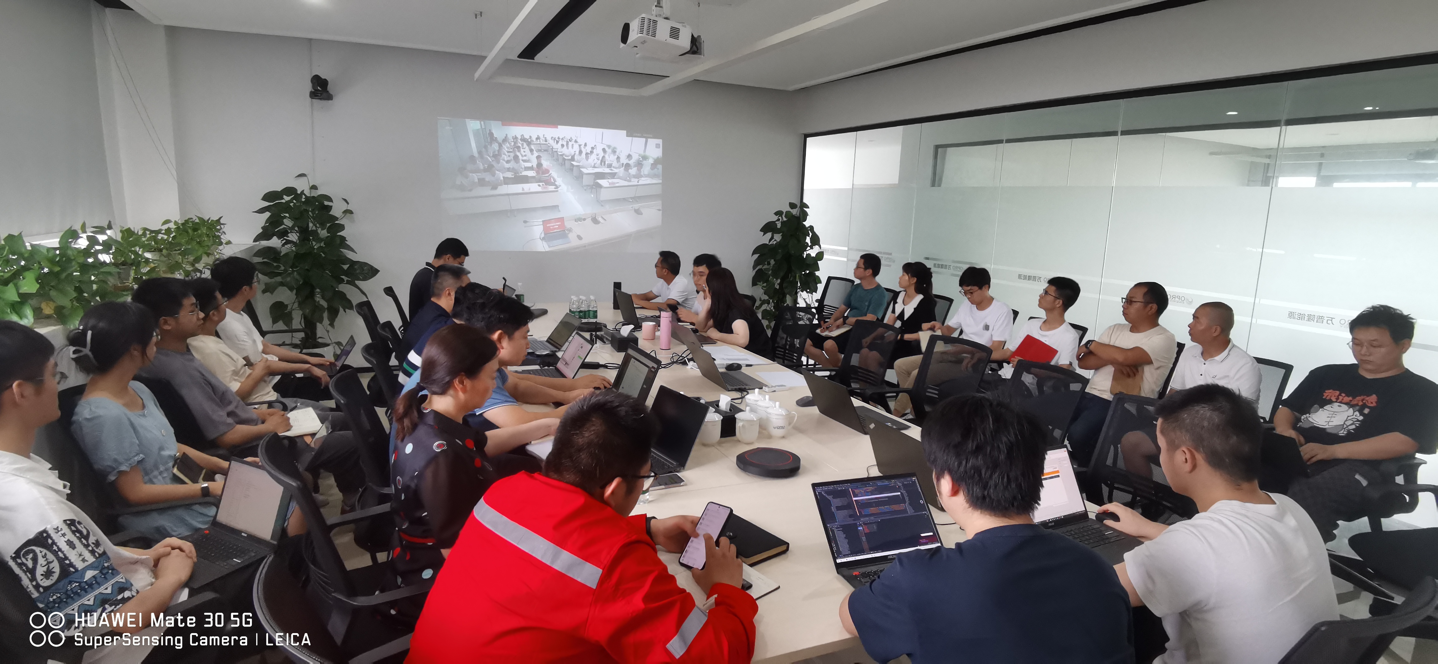 萬(wàn)普隆啟航青春學(xué)生夢(mèng)想,新力量共繪能源事業(yè)篇章 萬(wàn)普隆啟航青春學(xué)生夢(mèng)想,新力量共繪能源事業(yè)篇章
