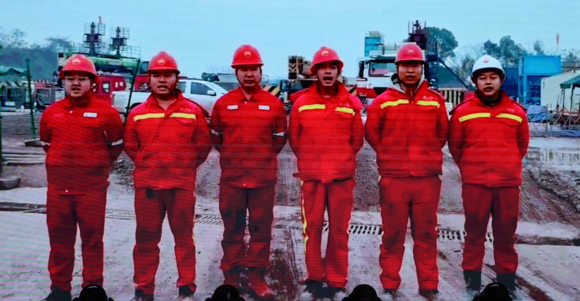 “復(fù)制·裂變”——萬(wàn)普隆2024年總結(jié)大會(huì)圓滿舉行 “復(fù)制·裂變”——萬(wàn)普隆2024年總結(jié)大會(huì)圓滿舉行